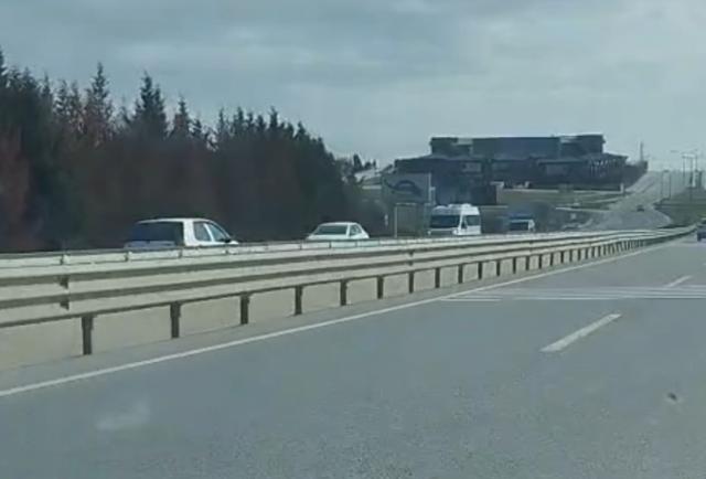 Kilometrelerce ters yönde ilerledi, faciaya ramak kaldı