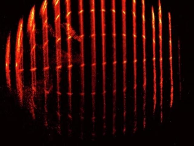 Işık hızı ilk kez fotoğraflandı. 100 yıllık teori kanıtlandı