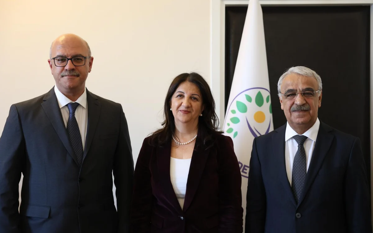 DEM İmralı heyeti Öcalan ile görüştü 