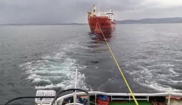 Çanakkale Boğazı’nda arıza yapan gemi kurtarıldı