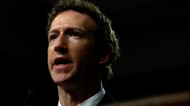 Tarihi sosyal medya bağımlılığı davasında ifade sırası Zuckerberg'de