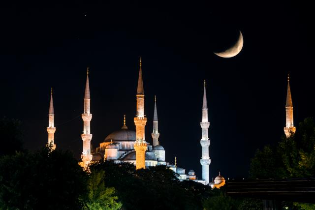 İl il sahur saatleri 2026: İstanbul, Ankara ve İzmir'de sahur saat kaçta? (Diyanet Ramazan imsakiyesi)