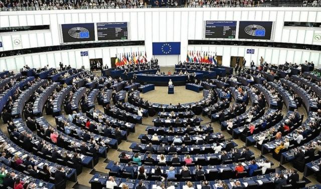 AB-ABD ticaret anlaşması çalışmaları askıya alındı