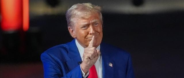 ABD'de Demokratlar Trump'ın savaş yetkilerini kısıtlamak için tasarı hazırlıyor