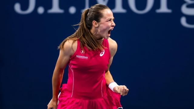 Milli tenisçi Sönmez çeyrek finalde