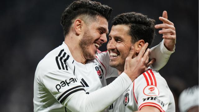 Sergen Yalçın geldi kendini buldu, tam 552 gün sonra tribünler ayağa kalktı