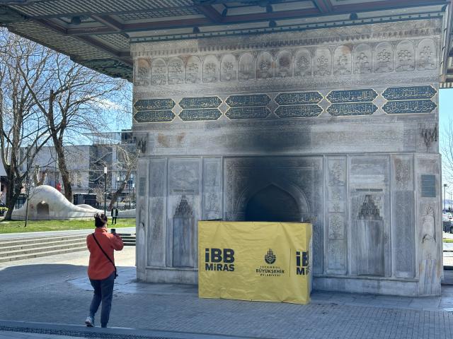 İstanbul'un en büyük üçüncü çeşmesini yakan kişi adliyeye sevk edildi 