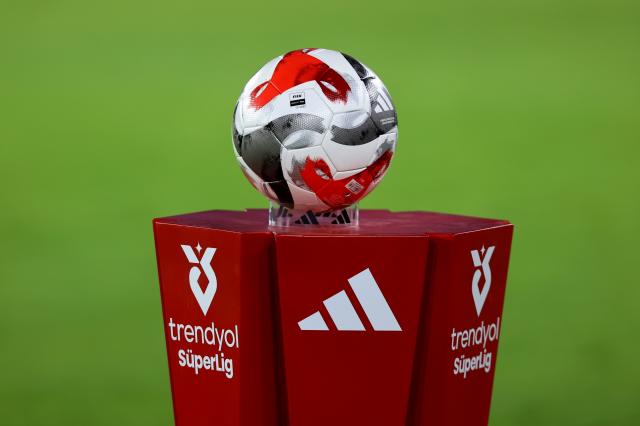 Süper Lig'de milli ara öncesi son hafta başlıyor, işte maçların programı