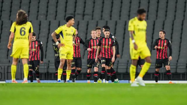 Fenerbahçe, Karagümrük'e 2-0 mağlup oldu. Namağlup seri bitti