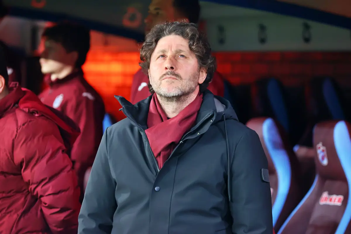 Fatih Tekke galibiyeti Orhan Kaynak'a hediye etti.  