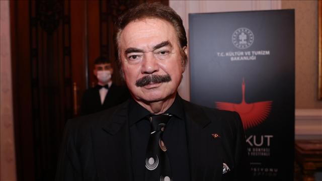 Orhan Gencebay hastanede tedavi altında iddiasına eşinden yanıt