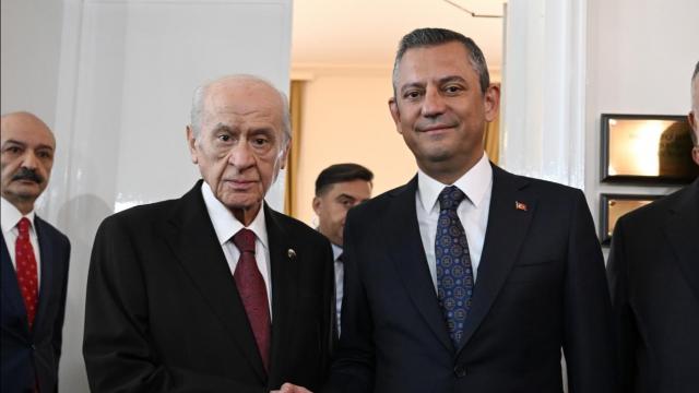 Bahçeli'den Özel'e telefon 