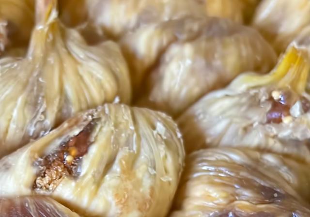 Doğal bağırsak temizleme aracı. Gece suda bekletip sabah tüketmek yetiyor