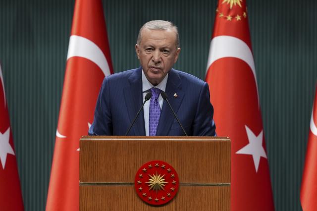 Cumhurbaşkanı Erdoğan'dan AK Parti teşkilatlarına bayram mesajı