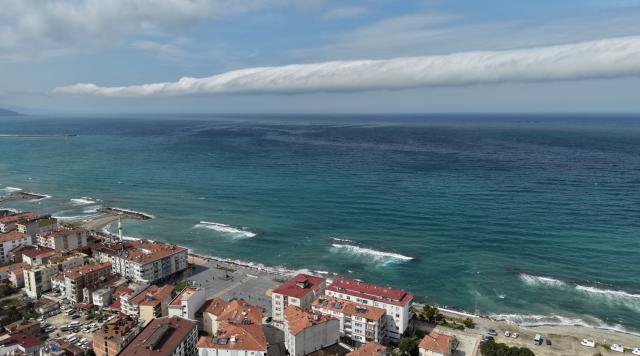 Nadir görünen doğa olayı Samsun'da oluştu. Rulo bulut dikkat çekti