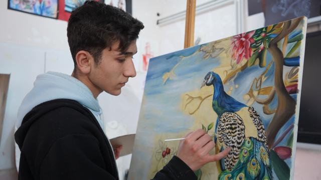 Şırnaklı ressama ABD'den tam burs. 