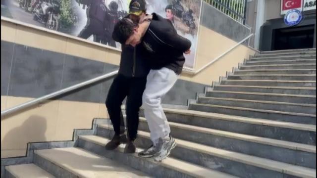'İstanbul'a geliyorum, icraatlara devam' diye video paylaşan hırsız yakalandı
