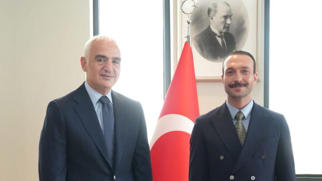 Bakan Ersoy ile Görkem Sevindik bir arada. Tehditlere karşı ortak duruş