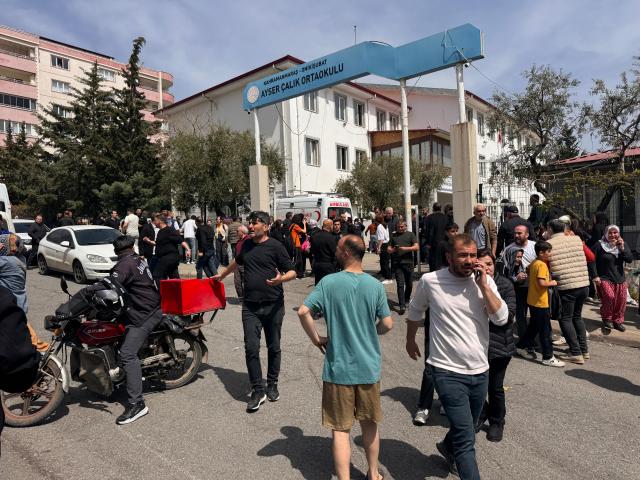 Kahramanmaraş'ta okulda silahlı saldırı. Can kaybı 9'a yükseldi