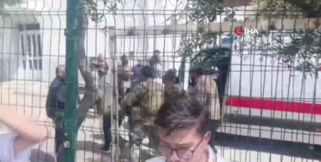 Olay yerinden ilk görüntüler. Kahramanmaraş'ta ortaokula silahlı saldırı