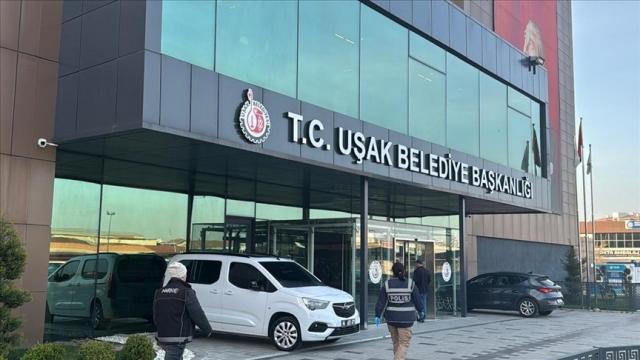 Uşak Belediyesi'ne ikinci dalga operasyon: 16 kişi tutuklandı
