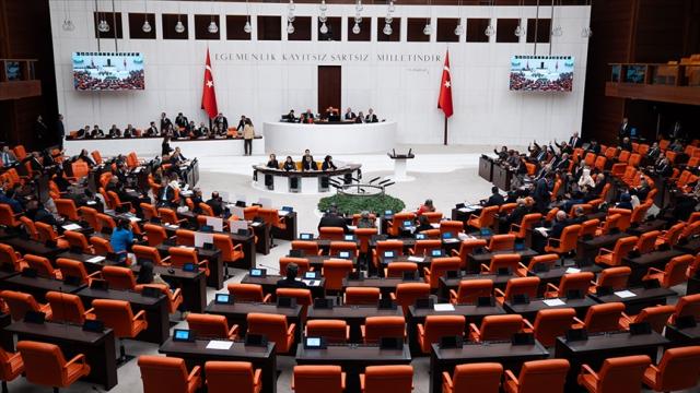 Meclis'te yeni haftada yoğun gündem. Okul saldırıları, fahiş site aidatına sınır