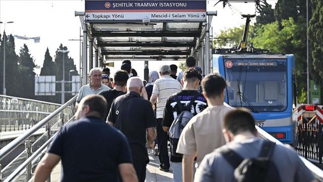 1 Mayıs'ta toplu taşıma ücretsiz mi? Metro, Marmaray, Başkentray ve İZBAN ücretsiz mi olacak?
