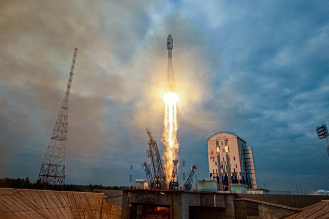 Rusya’dan yeni nesil roket denemesi. Soyuz-5 başarıyla fırlatıldı
