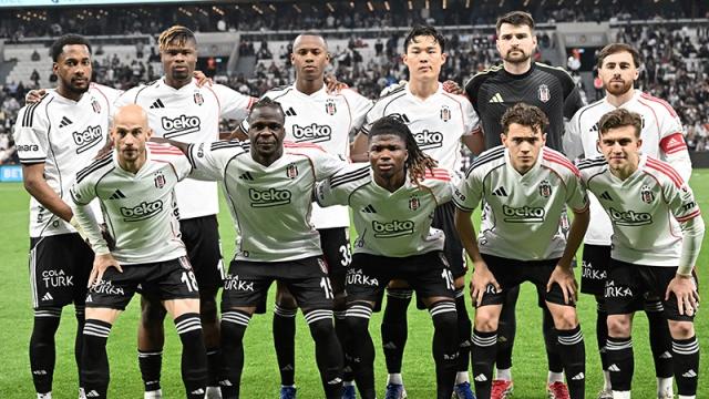 Sezon bitti, Beşiktaş'ta ilk veda gerçekleşti. 