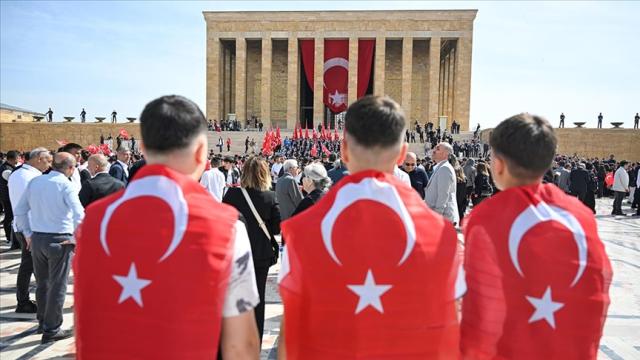 Siyasilerden 19 Mayıs kutlama mesajları. 