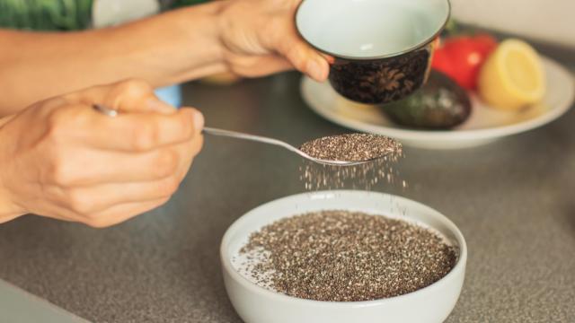 Chia tohumunu böyle tüketmek faydadan çok zarar getiriyor