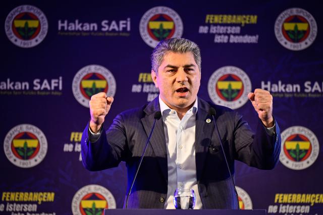 Hakan Safi isim vererek transfere açıklık getirdi. 