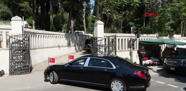 Cumhurbaşkanı Erdoğan'dan kabir ziyareti