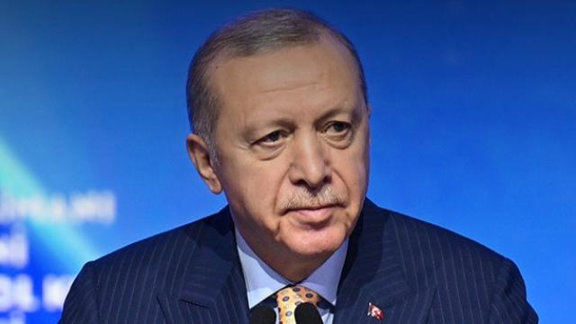 Cumhurbaşkanı Erdoğan, Türk hacılarla telefonda görüştü