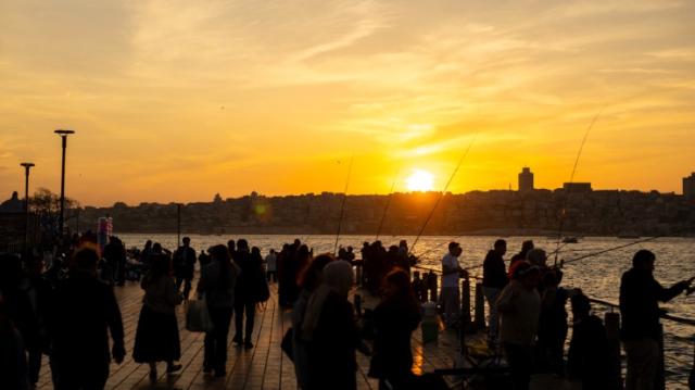 Meteoroloji tarih verdi, Ankara ve İstanbul'da sıcaklık yeniden 30 derecenin üstüne çıkacak