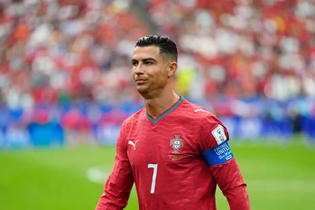 Messi hat-trick yaptı, Ronaldo etkisiz kaldı. Maç sonundaki tezahürat sinirlendirdi
