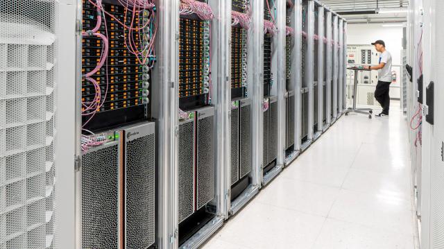 Dünyanın en güçlü süper bilgisayarı artık Çin’de