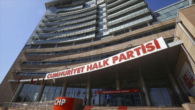 CHP'de 26 il başkanı daha görevden alındı