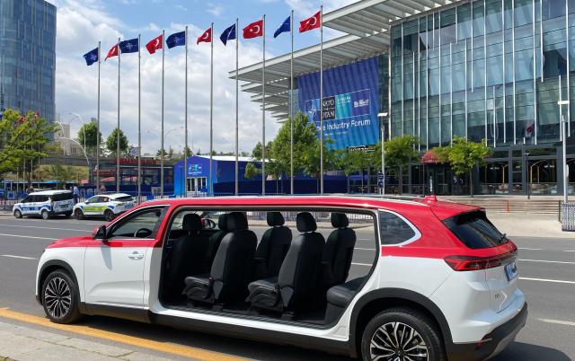 NATO'ya özel Togg limuzin