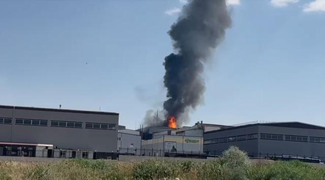 Ankara'daki fabrika yangını kontrol altında