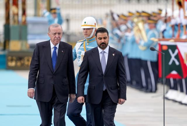 Cumhurbaşkanı Erdoğan, Irak Başbakanı Zeydi'yi resmi törenle karşıladı