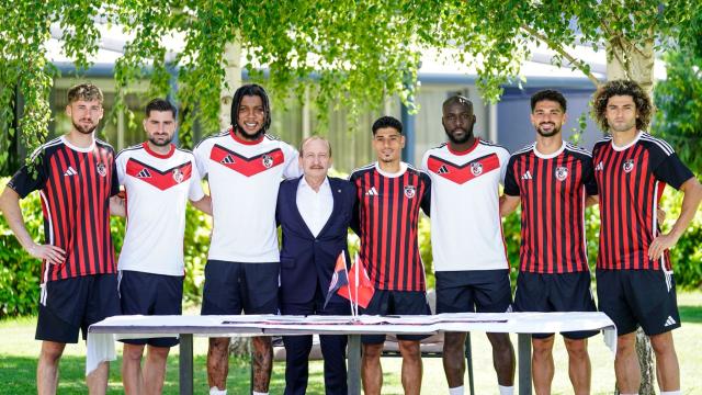 Transfer yasağı kalktı, Süper Lig kulübü 7 imzayı birden açıkladı
