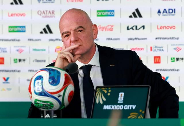 FIFA'da özel yatırım krizi sonrası Infantino'ya istifa çağrıları büyüyor