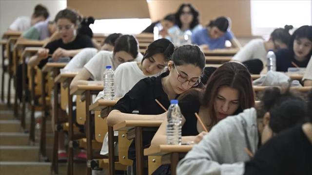 Üniversiteye yerleştirme oranı en yüksek liseler belli oldu