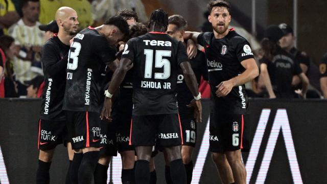 Beşiktaş derbide Fenerbahçe'yi mağlup etti