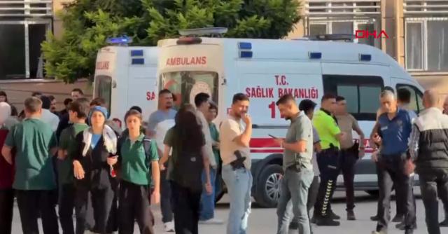 Manisa Turgutlu'da okul önünde silahlı saldırı