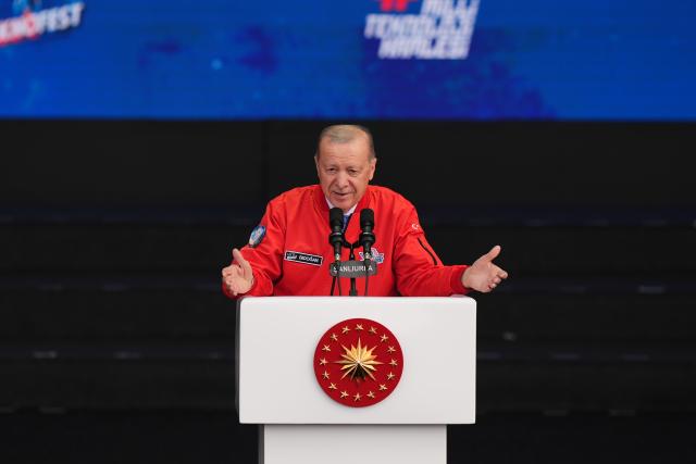 Cumhurbaşkanı Erdoğan: Türkiye'nin geleceği emin ellerde