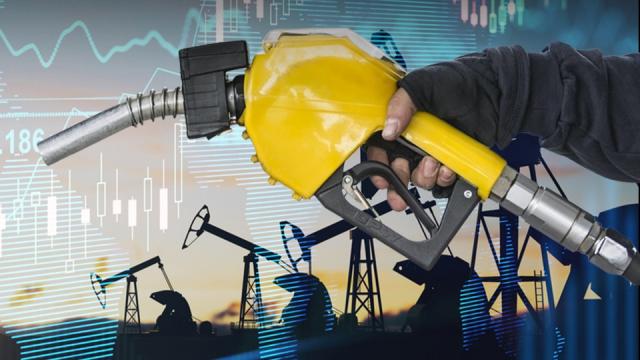 Motorine 4,95 TL'lik indirim geldi. Gece yarısı tabelalar değişti