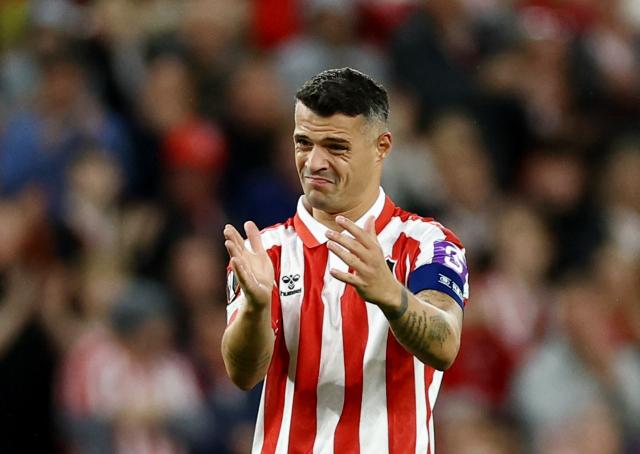 Sahte aşı sertifikası aldığını itiraf eden Xhaka'ya 150 bin İsviçre Frangı ceza kesildi